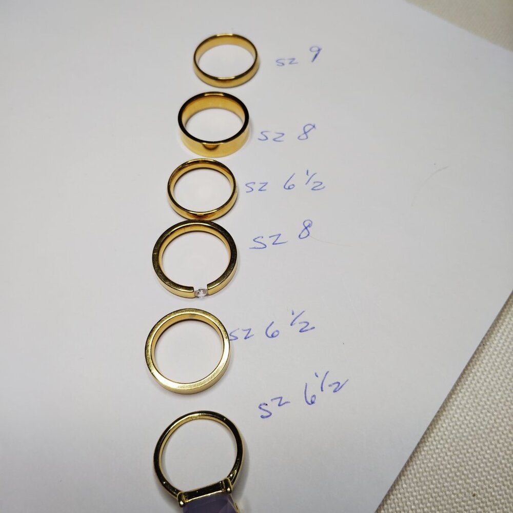 Lot of 6 Unworn 18K Gold Plated Rings – Glass Stone, Stackable, Elegant Look